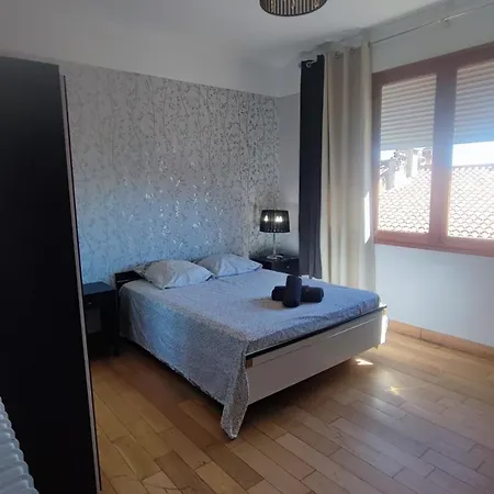 Rum i privatbostad Luxurieux Gris *